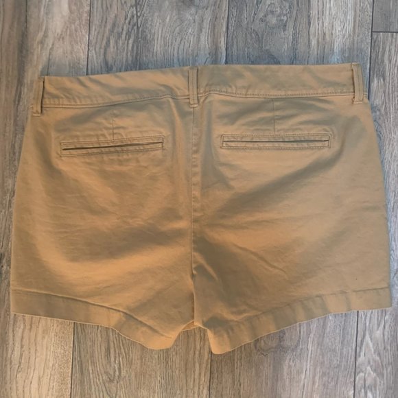 OLD NAVY THE PIXIE STRETCH KHAKI TAN SHORTS 8-EUC - Picture 4 of 6